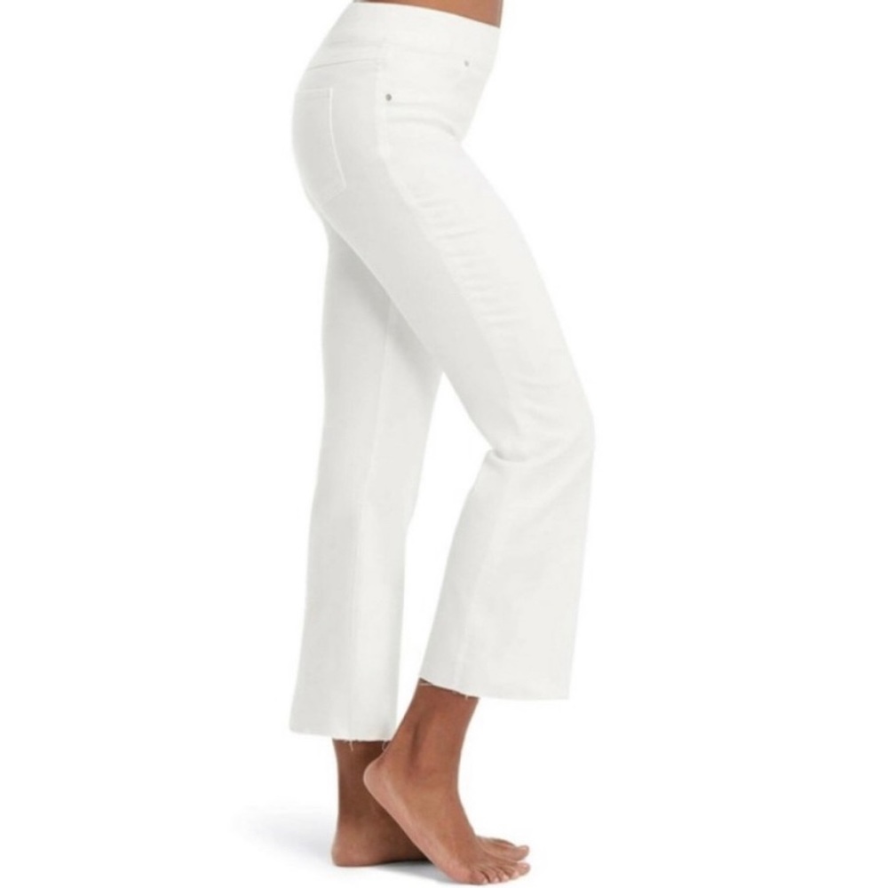 NWOT Spanx white Cropped Flare Jeans, Size 1X